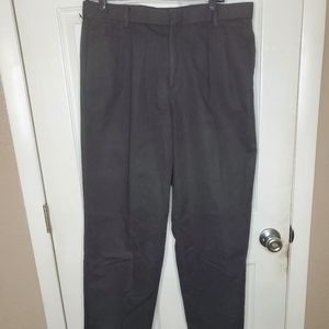 Dockers Gray Classic Pleated Pants 34"